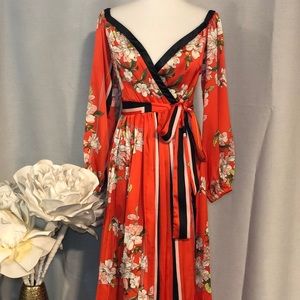 BEAUTIFUL L’ATISTE FLORAL KIMONO DRESS